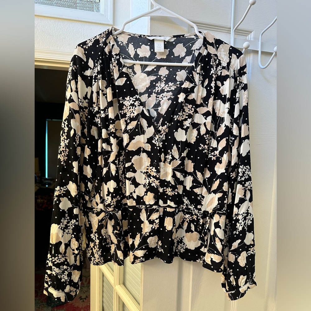 H&M floral blouse